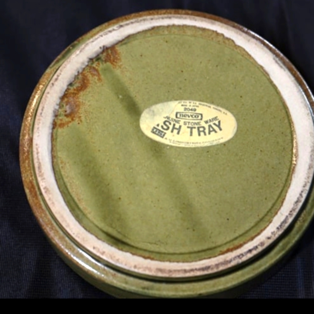 Vintage Nevco Round Green Stoneware Ashtray 3 Slot Abstract Pattern - Picture 4 of 8